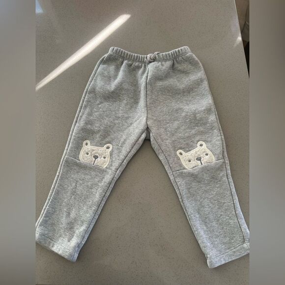 Baby Gap Grey Matching ‘Bear’ sweat set size 12-18 months - Picture 4 of 6